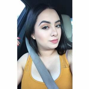 Meet your Posher, Stephanie